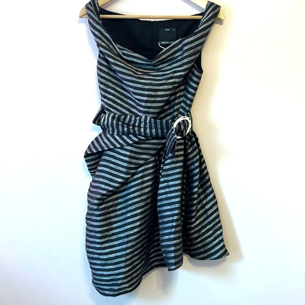 C/MEO Collective Blinded Sleeveless Striped Belted Mini Dress Black XXS NEW Chic